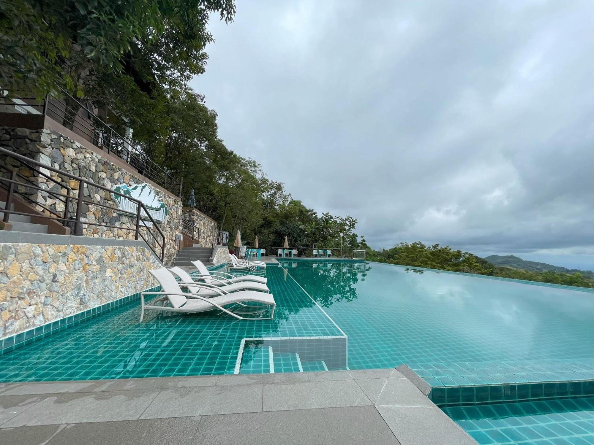 Mist Mountain Resort Powered By Cocotel Cebu Stadt Exterior foto