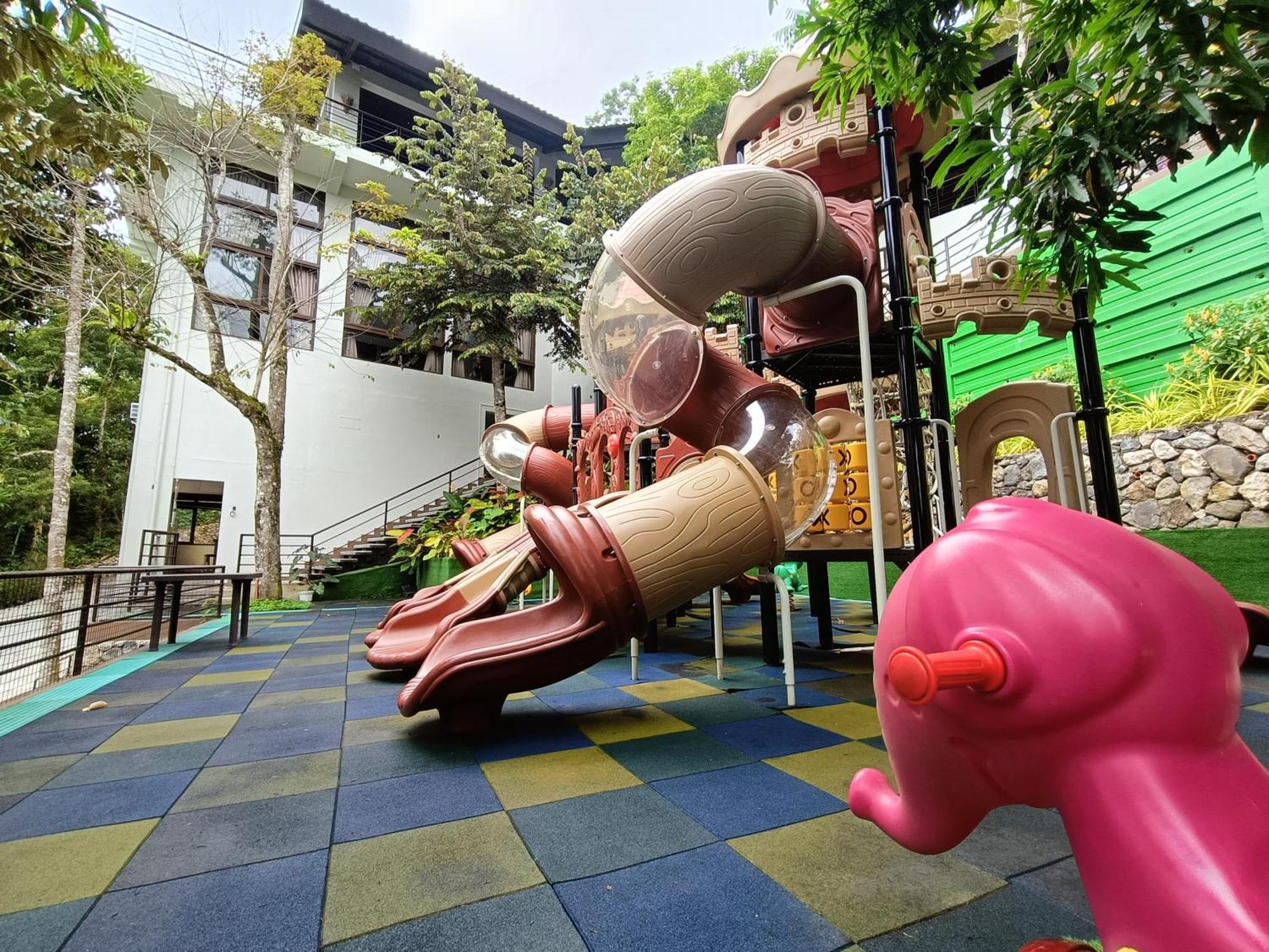 Mist Mountain Resort Powered By Cocotel Cebu Stadt Exterior foto